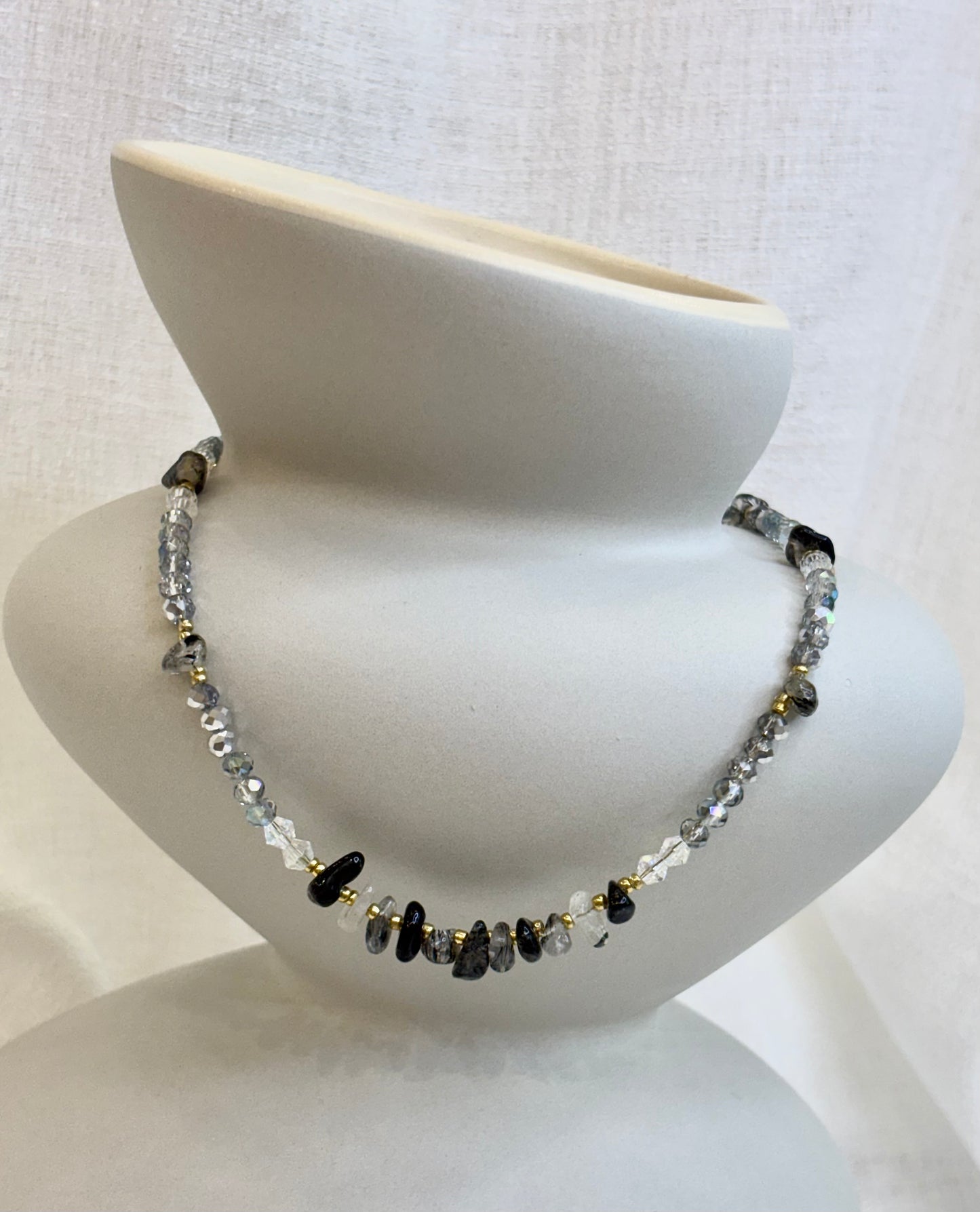 Qi Necklace - Graphite Grey