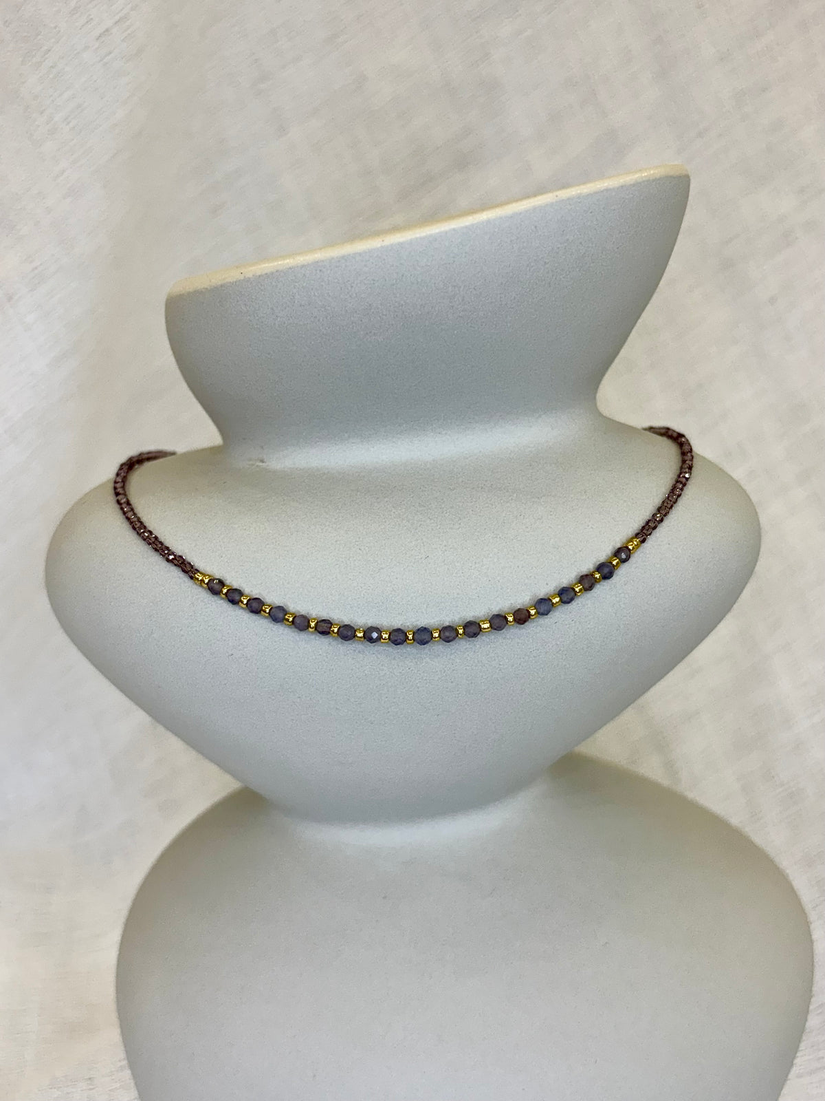 Dainty Design Choker - Amethyst Purple